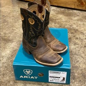 Ariat Heritage Roughstock